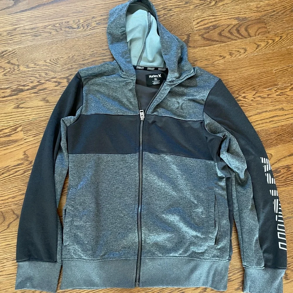 Boys Long Sleeve Zip Up Sweatshirt Lot Of 3 Hurley/Adidas Track Jacket Boys XL/L - Picture 3 of 10